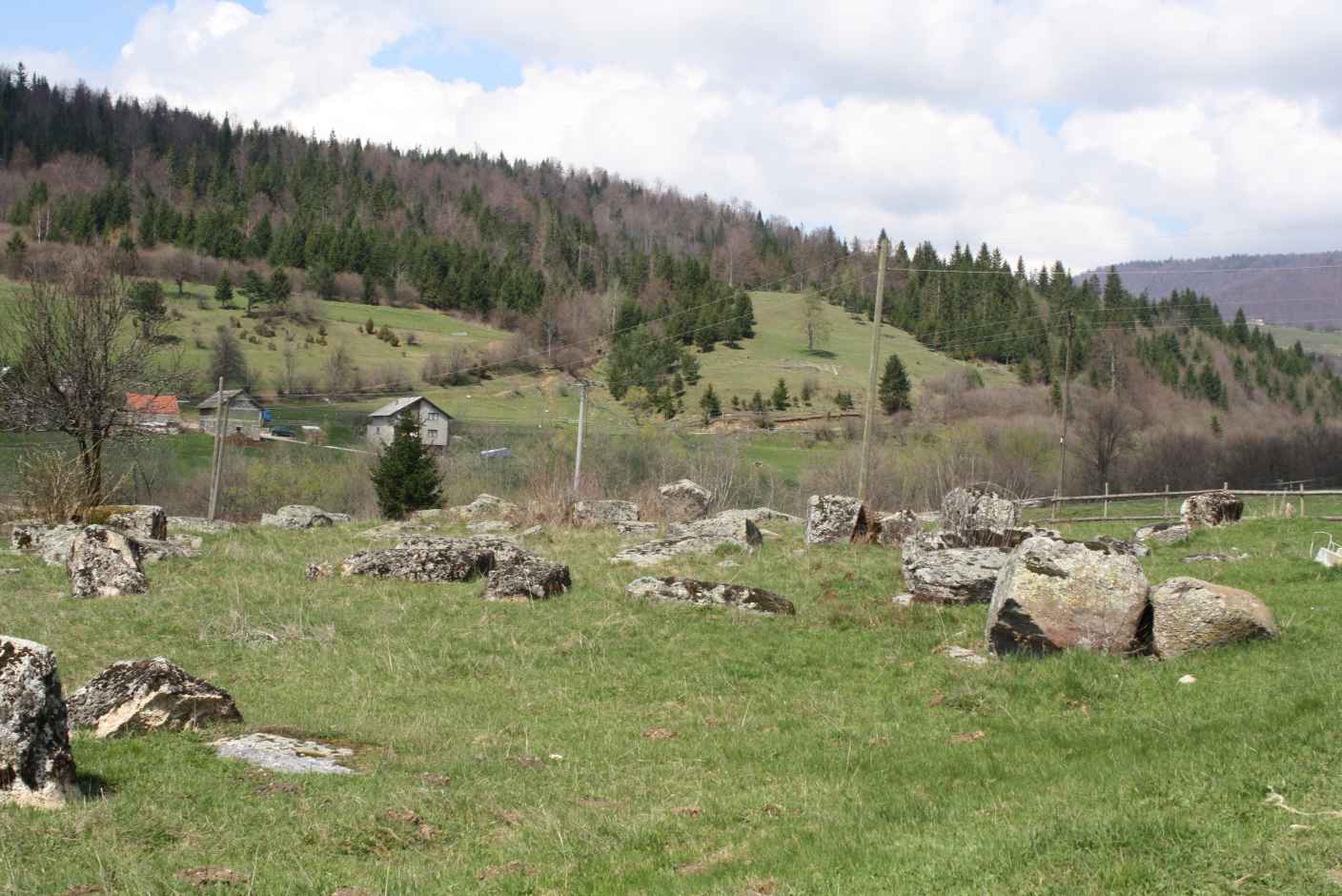 Nekropola sa stećcima Maculje, povijesno područje